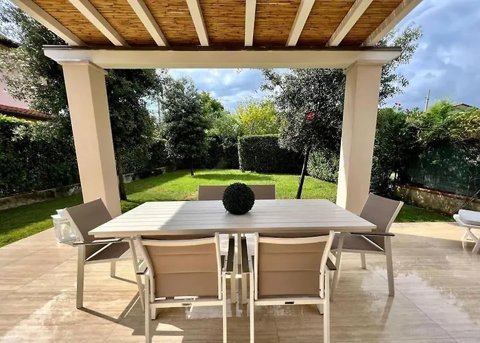 빌라 Carli In Centro A Dei Marmi 포르데데이마르미