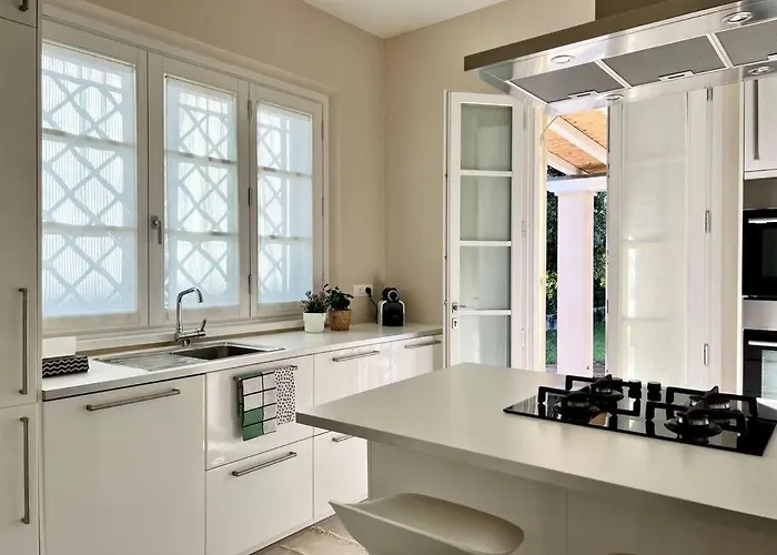 Carli In Centro A Dei Marmi 포르데데이마르미